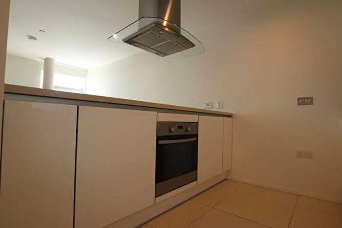 1 Bedroom Flat To Rent In Canal Street, Nottingham One Tower, NG1