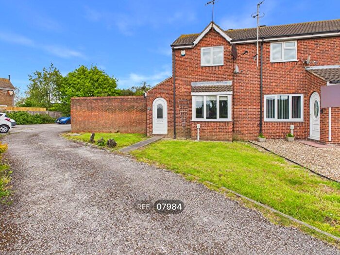 2 Bedroom Terraced House To Rent In Brevere Road, Hull, HU12