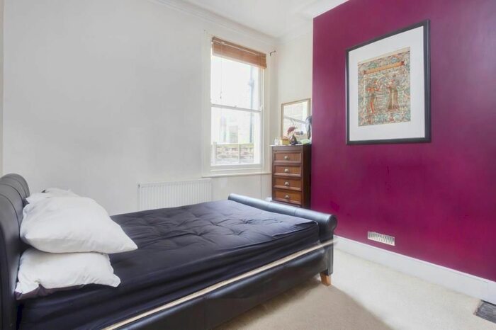 1 Bedroom Flat To Rent In Franciscan Road, London, SW17