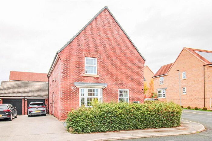 4 Bedroom Property For Sale In Poppy Fields Avenue, Pontefract, WF8