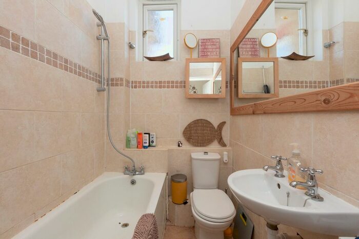 5 Bedroom Detached House To Rent In Beacon Road, Herne Bay, CT6