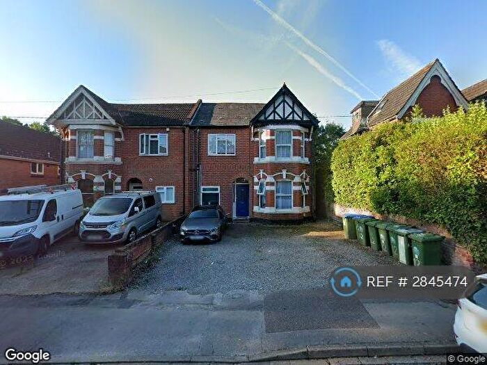 Studio To Rent In Lawn Road, Southampton, SO17