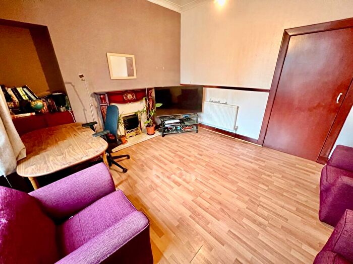 1 Bedroom Flat For Sale In Milton Road, Kilbirnie, KA25