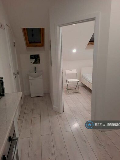 1 Bedroom Flat To Rent In Springbank Road, London, SE13