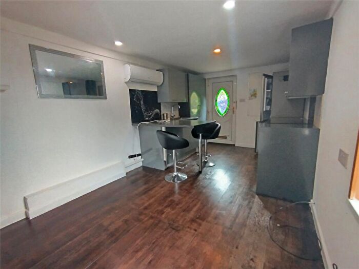 1 Bedroom Maisonette To Rent In Wisbech Road, Thorney, Peterborough, Cambridgeshire, PE6