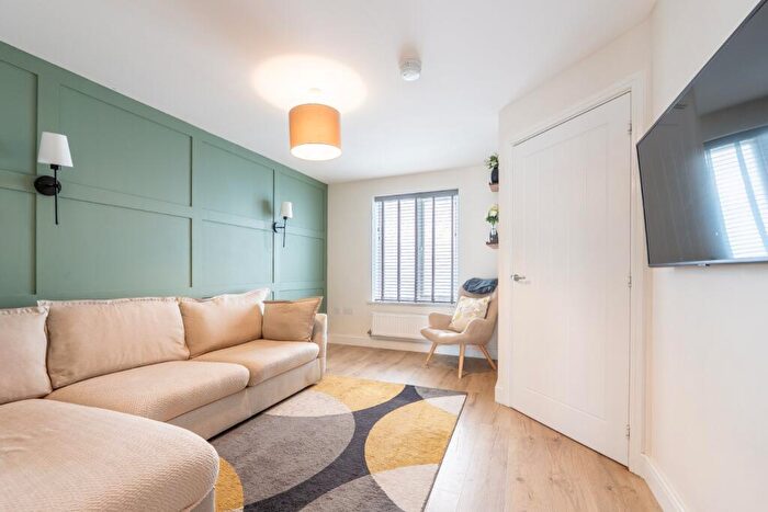 3 Bedroom Semi-Detached House For Sale In Brundle Way, Wantage, Oxfordshire, OX12