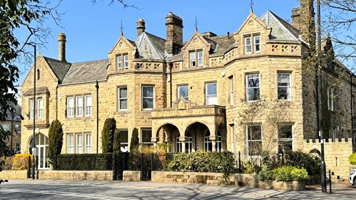 6 Bedroom House For Sale In The Malt, Main Street, Burley-in-Wharfedale, Ilkley, West Yorkshire, LS29