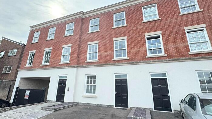 3 Bedroom Town House To Rent In Edward Street, Derby, DE1