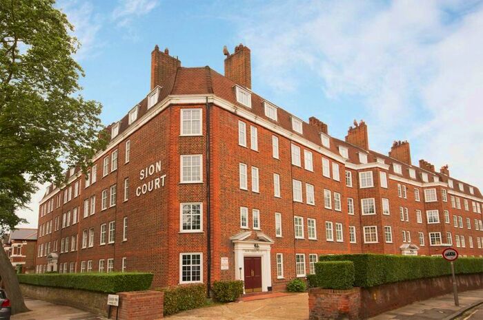 2 Bedroom Flat To Rent In Sion Road, Twickenham, TW1