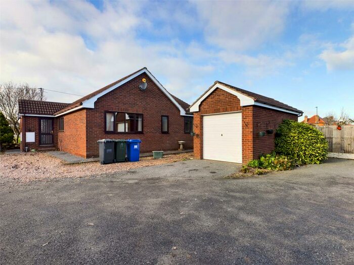 3 Bedroom Bungalow To Rent In Spring Hill Close, Sprotbrough, Doncaster, DN5