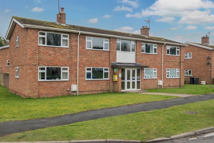 1 Bedroom Flat To Rent In Whitley Road, Aldbourne, Marlborough, SN8