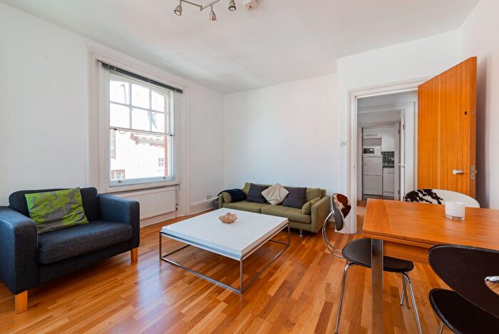 2 Bedroom Flat To Rent In Agar Street, London, WC2N