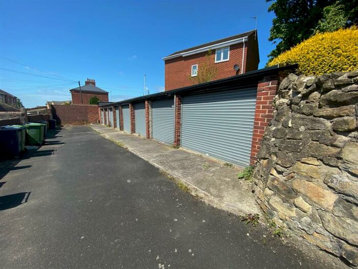Garage / Parking To Rent In Garage, Listers Lane, NE9