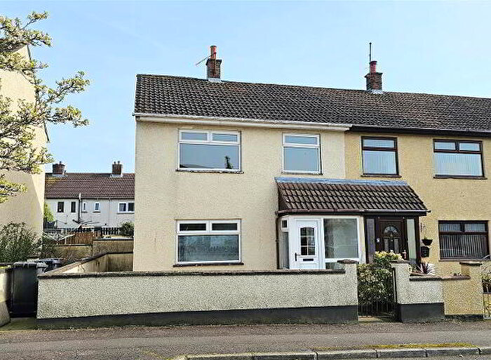 3 Bedroom End Of Terrace House For Sale In Pinewood Avenue, Carrickfergus, BT38