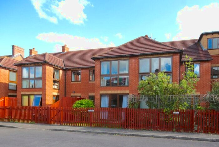 2 Bedroom Apartment To Rent In Varsity Place, Oxford, OX1