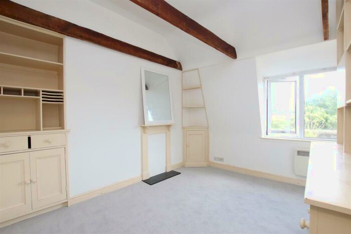 1 Bedroom Flat To Rent In Walcot Buildings, Bath, BA1