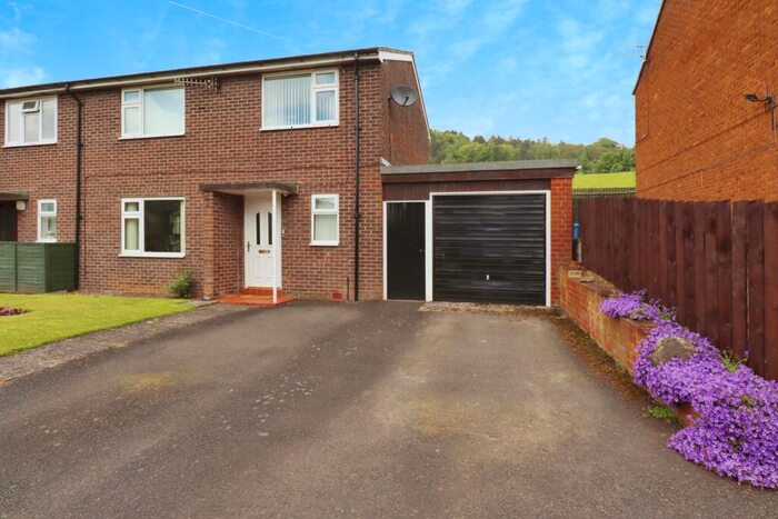 3 Bedroom End Of Terrace House For Sale In Addycombe Gardens, Morpeth, NE65