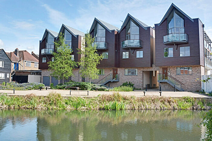 2 Bedroom Apartment To Rent In Dolphin Yard, Hertford, SG14