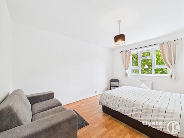 1 Bedroom Apartment To Rent In Kinloch Street, Drummer Lodge Kinloch Street, N7