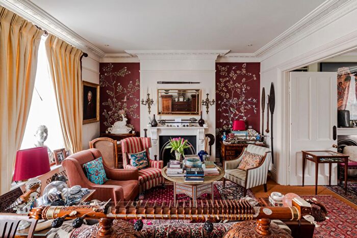 4 Bedroom Terraced House For Sale In Ravenscourt Road, London, W6