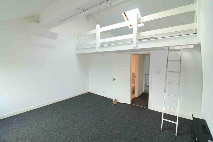 1 Bedroom Flat To Rent In Maple Road, Penge, SE20