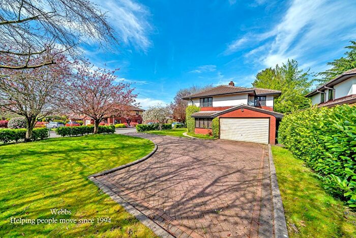 4 Bedroom Detached House For Sale In Lester Grove, Streetly, WS9