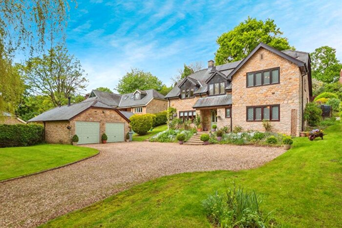 4 Bedroom Detached House For Sale In Washdyke Lane, Fulbeck, Grantham, NG32