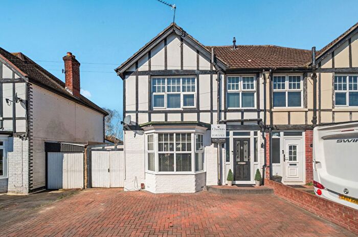 3 Bedroom Semi Detached House For Sale In Westfield Road, Regents Park, Southampton, Hampshire, SO15