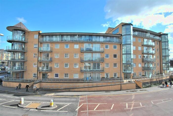 1 Bedroom Flat To Rent In Highfield Road, Feltham TW13