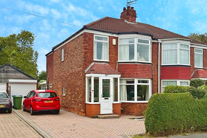 3 Bedroom Semi-Detached House For Sale In Fairfield Avenue, Kirk Ella, HU10