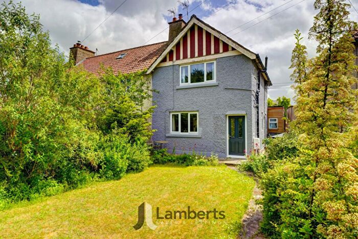 3 Bedroom End Of Terrace House For Sale In Salford Road, Bidford-On-Avon, B50