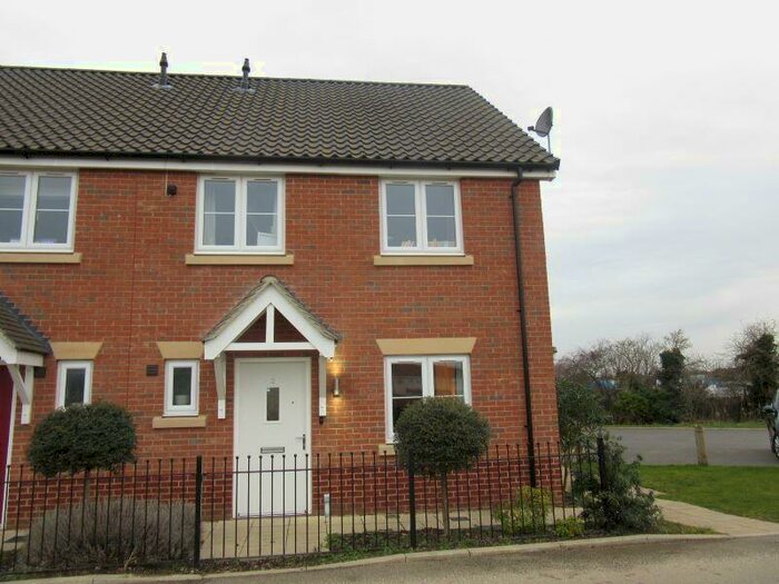 3 Bedroom Semi-Detached House To Rent In Allotment Way, King's Lynn, PE30