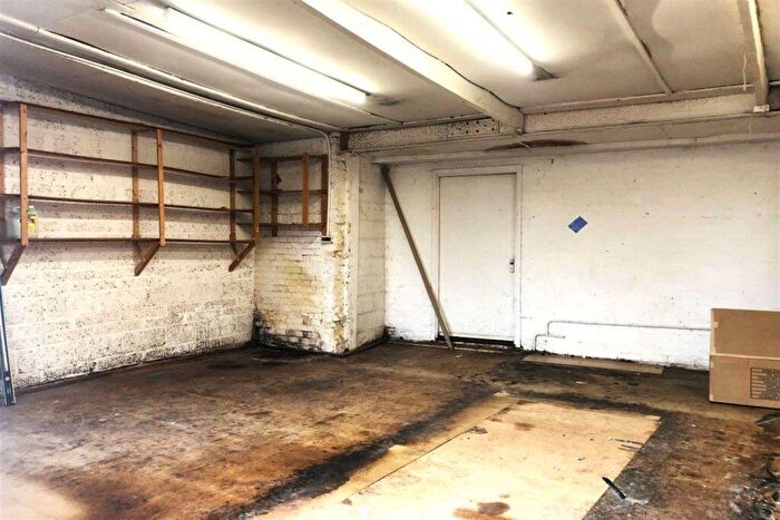 House To Rent In Ripley, GU23