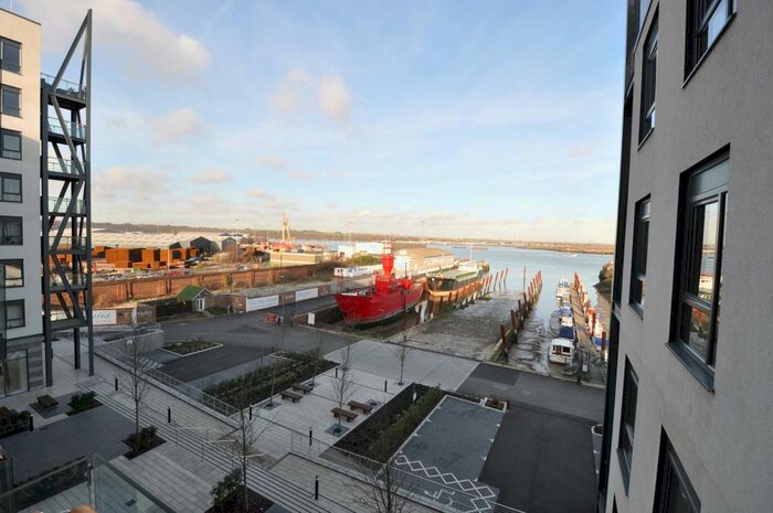 Studio To Rent In The Boathouse, Ocean Drive, Gillingham, ME7