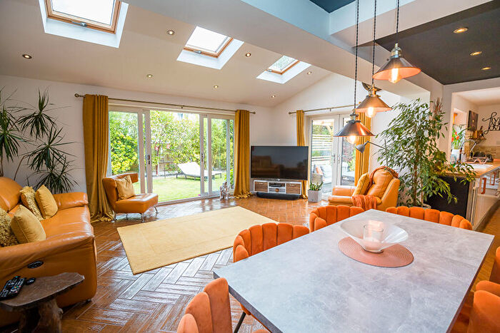 4 Bedroom Detached House For Sale In Cambrian Way, Deeside, CH5