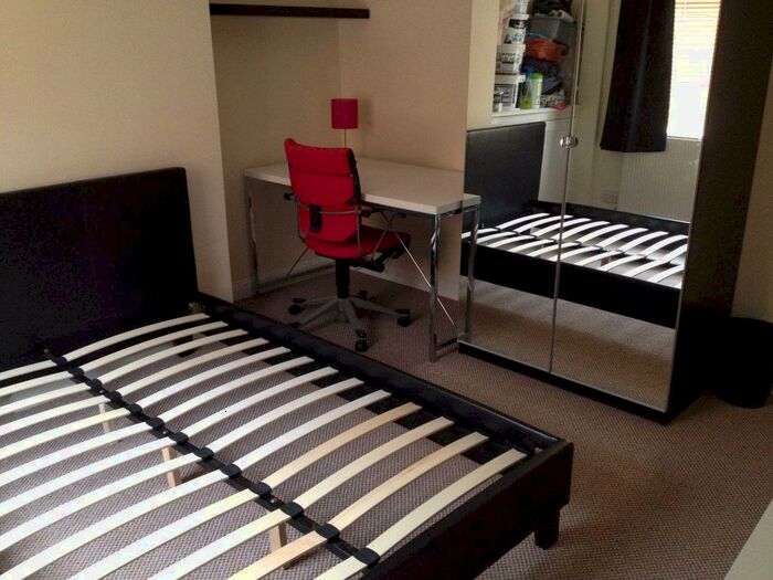 1 Bedroom Property To Rent In ** Reduced**, DE22