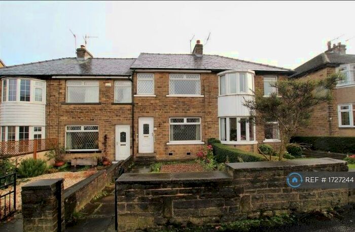 3 Bedroom Terraced House To Rent In Bradford Road, Idle, Bradford, BD10