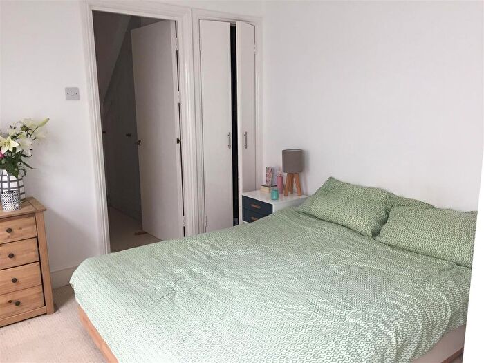 1 Bedroom Flat To Rent In St Andrews Road, Brighton, East Sussex, BN1