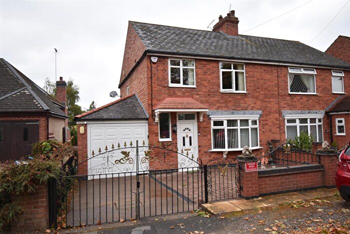 3 Bedroom Semi-Detached House For Sale In Hill Road, Gotham, Nottingham, NG11