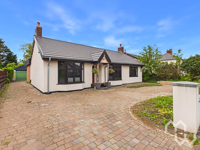 3 Bedroom Detached Bungalow For Sale In Kingsway, Penwortham, PR1