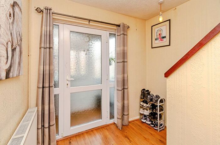 3 Bedroom Detached House For Sale In Cumberland Road, Bilston, WV14