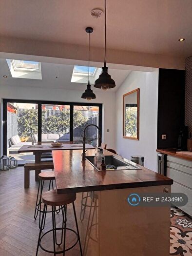 4 Bedroom Terraced House To Rent In Dunbar Road, London, N22