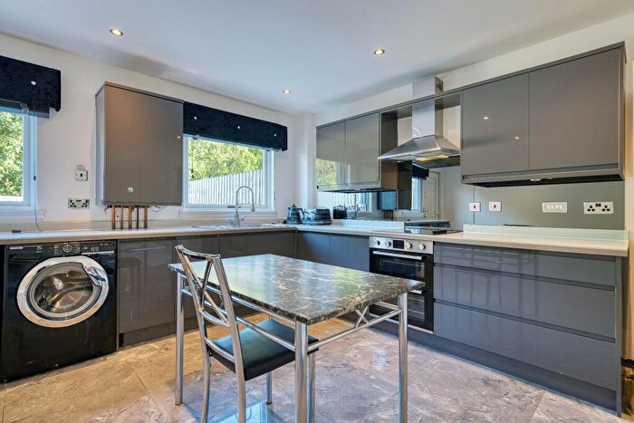 3 Bedroom Terraced House For Sale In Shiskine Drive, Maryhill, Glasgow, G20