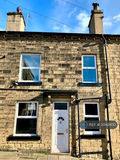 2 Bedroom Terraced House To Rent In Fox Street, Bingley, BD16