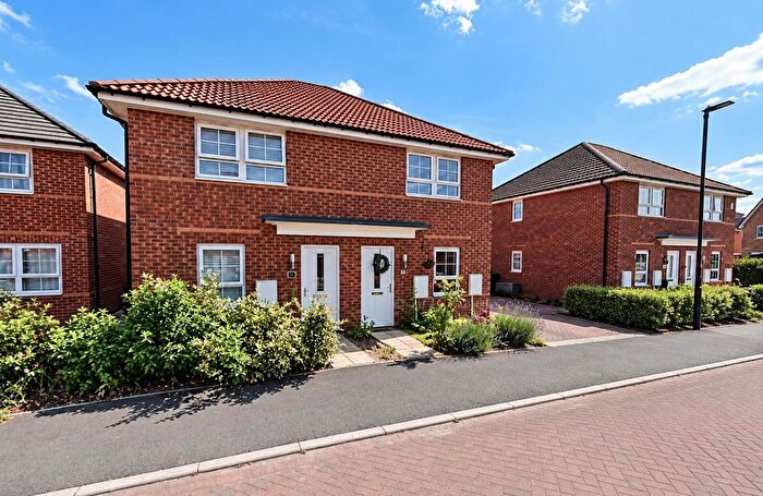 2 Bedroom Semi-Detached House For Sale In Jenkin Close, New Rossington, Doncaster, DN11