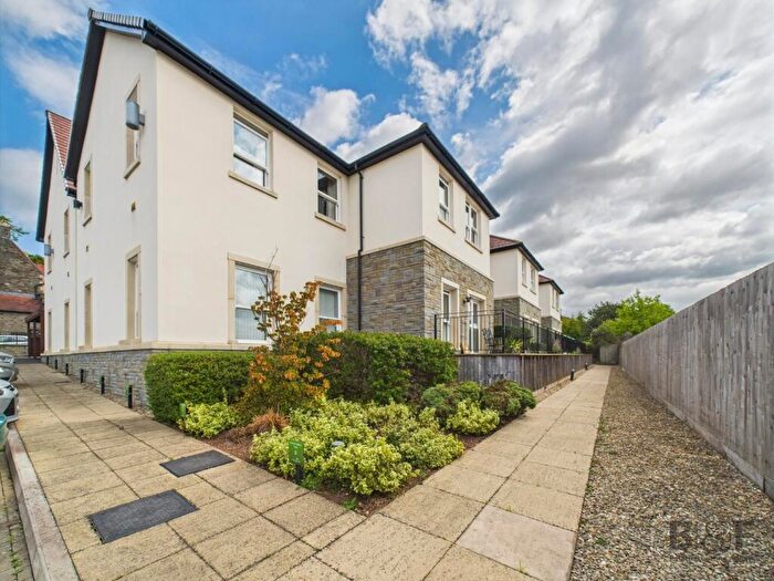 2 Bedroom Retirement Property For Sale In Broad Street, Staple Hill, BS16