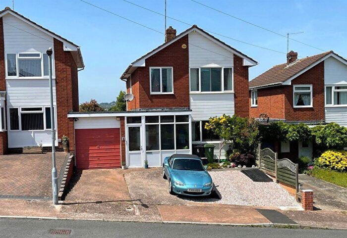 3 Bedroom Detached House For Sale In Byron Road, Exeter, EX2