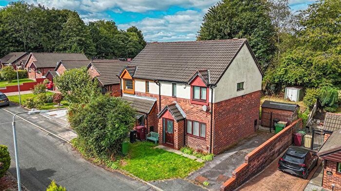 3 Bedroom Semi-detached House For Sale In St. Dominics Mews, Bolton, BL3