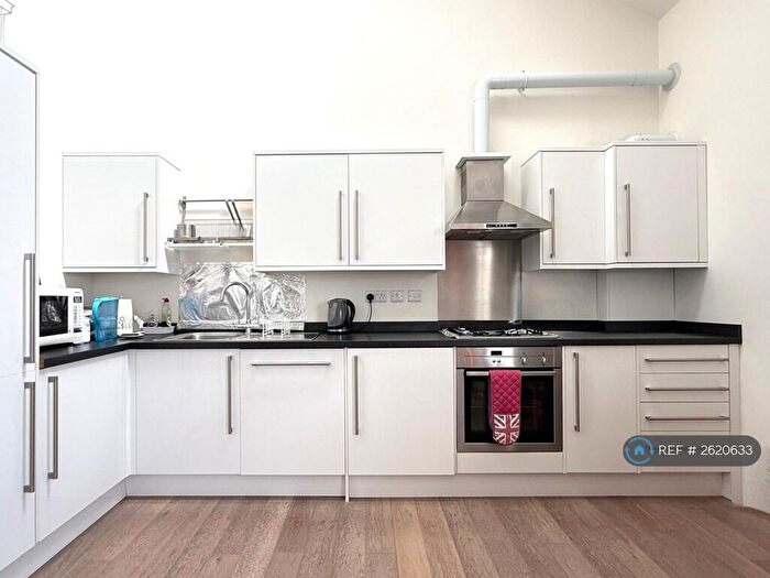 1 Bedroom Flat To Rent In The Old Warehouse, Little Chalfont, HP7