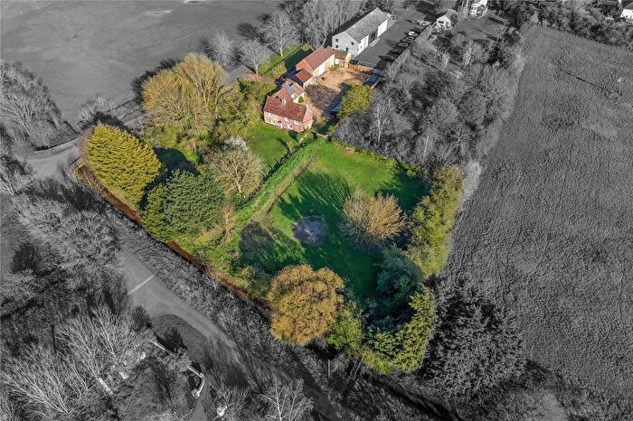 5 Bedroom Detached House For Sale In Hilton Road, Fenstanton, Huntingdon, Cambridgeshire, PE28